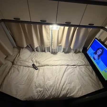 Fully Equipped Caravan 1 Gentofte